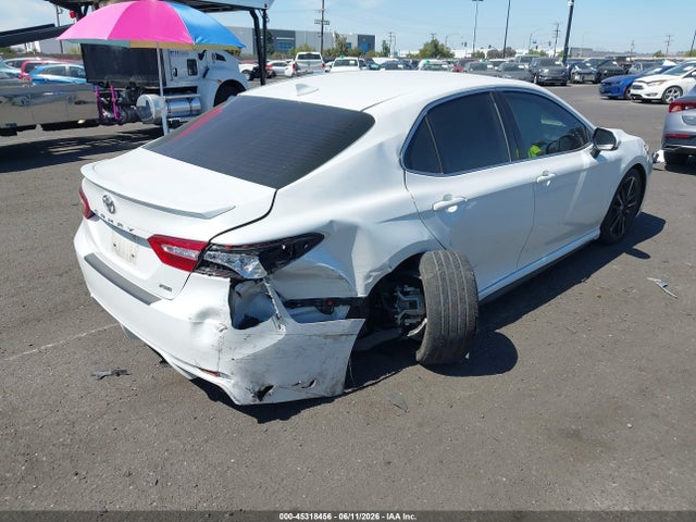 4T1B61HK1KU835180 Toyota CAMRY XSE