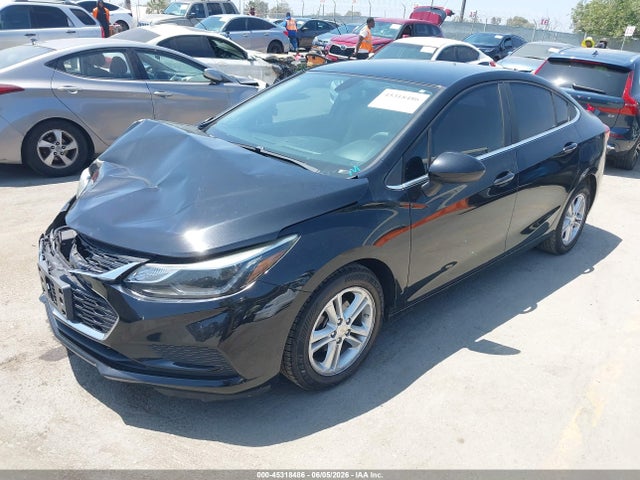 Aukcja sprzedaży 2018 Chevrolet Cruze Lt Auto, vin: 1G1BE5SMXJ7181567, numer aukcji: 45318486
