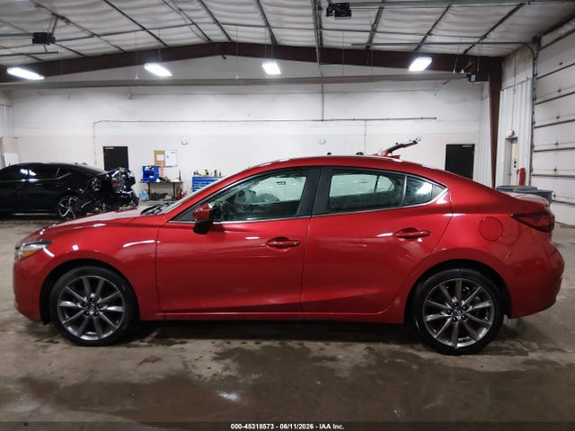 2018 Mazda Mazda3 Touring მანქანა იყიდება აუქციონზე, vin: 3MZBN1V33JM213703, აუქციონის ნომერი: 45318573