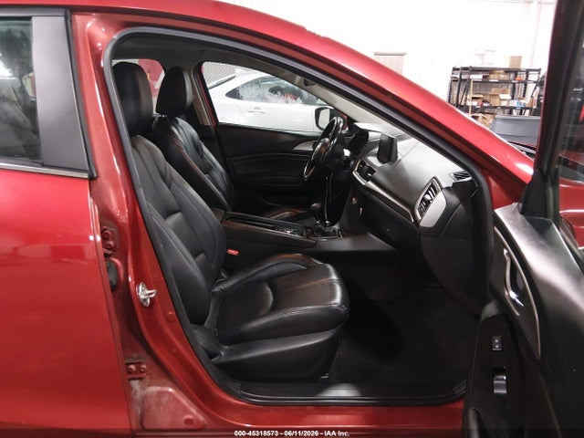 2018 Mazda Mazda3 Touring მანქანა იყიდება აუქციონზე, vin: 3MZBN1V33JM213703, აუქციონის ნომერი: 45318573