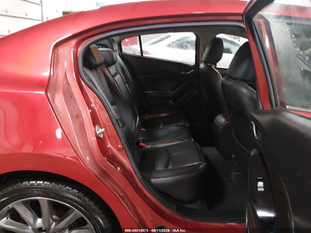2018 Mazda Mazda3 Touring მანქანა იყიდება აუქციონზე, vin: 3MZBN1V33JM213703, აუქციონის ნომერი: 45318573