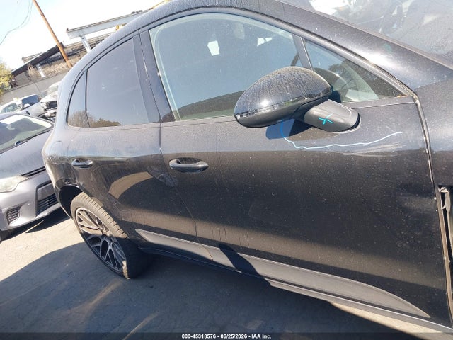 Продажа на аукционе авто 2019 Porsche Macan, vin: WP1AA2A53KLB06644, номер лота: 45318576