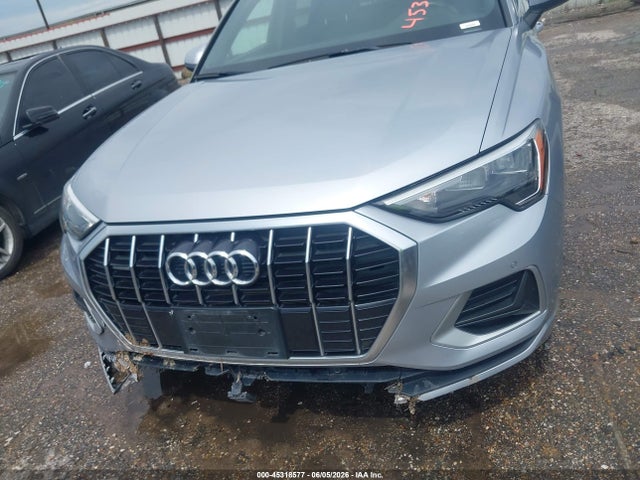 Продаж на аукціоні авто 2019 Audi Q3 2.0t Premium, vin: WA1AECF31K1072440, номер лоту: 45318577