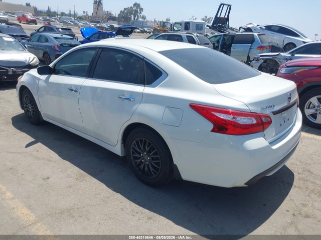 45318646 :رقم المزاد ، 1N4AL3APXHC250080 vin ، 2017 Nissan Altima 2.5 مزاد بيع