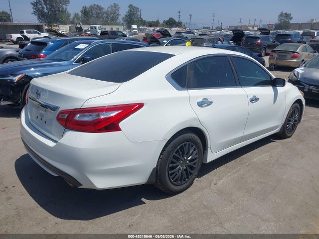 45318646 :رقم المزاد ، 1N4AL3APXHC250080 vin ، 2017 Nissan Altima 2.5 مزاد بيع