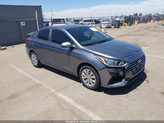 2020 3KPC24A64LE106528 main image