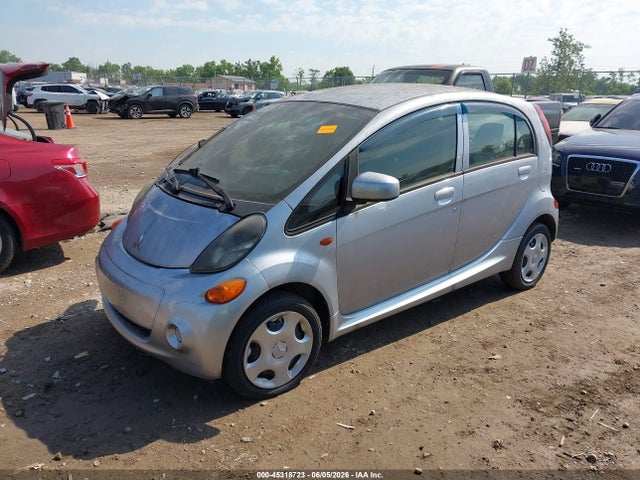 45318723 :رقم المزاد ، JA3215H18CU025031 vin ، 2012 Mitsubishi I-miev Es/se مزاد بيع