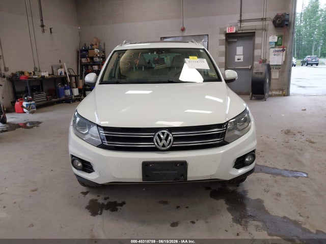 Продажа на аукционе авто 2016 Volkswagen Tiguan Se, vin: WVGBV7AX2GW600956, номер лота: 45318759