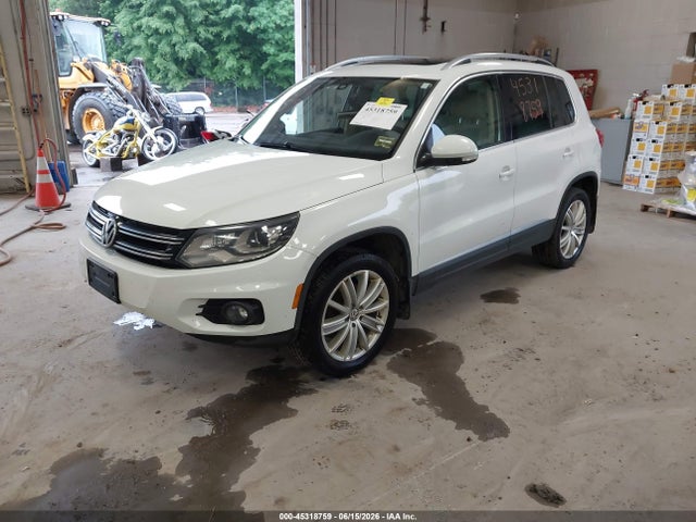 Продажа на аукционе авто 2016 Volkswagen Tiguan Se, vin: WVGBV7AX2GW600956, номер лота: 45318759