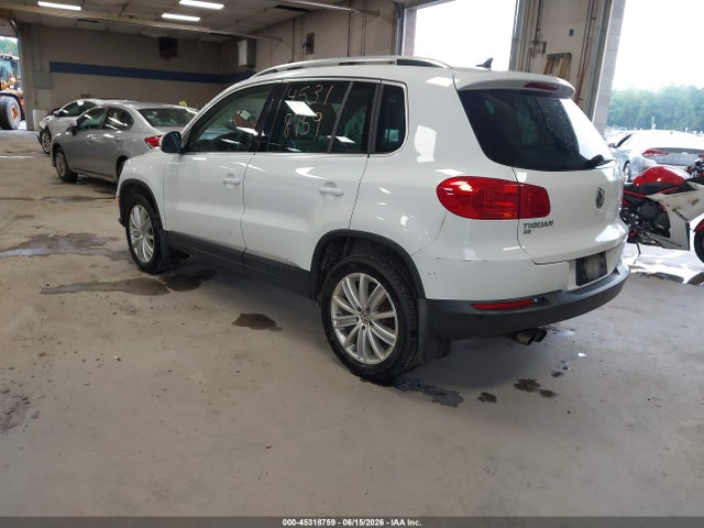 Продажа на аукционе авто 2016 Volkswagen Tiguan Se, vin: WVGBV7AX2GW600956, номер лота: 45318759