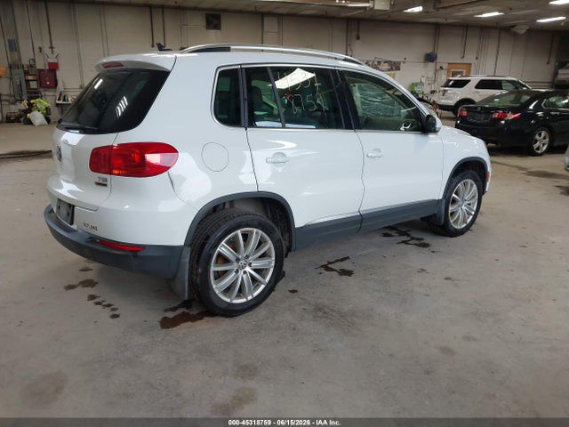 Продажа на аукционе авто 2016 Volkswagen Tiguan Se, vin: WVGBV7AX2GW600956, номер лота: 45318759