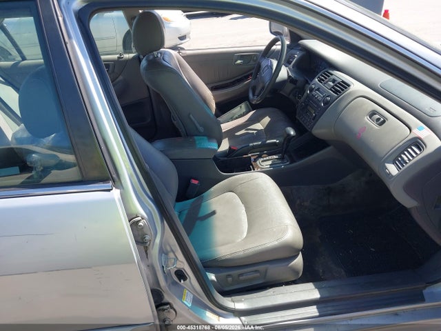 Auction sale of the 2002 Honda Accord 3.0 Ex, vin: 1HGCG16572A028281, lot number: 45318768