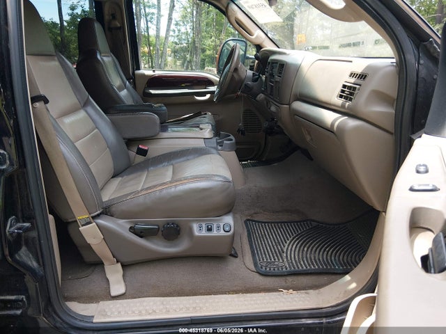 45318769 :رقم المزاد ، 1FMSU45P94EC36211 vin ، 2004 Ford Excursion Eddie Bauer مزاد بيع