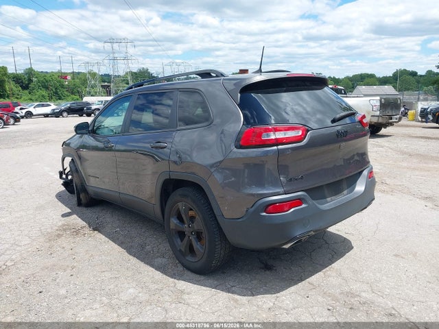 1C4PJMCX7JD500484 Jeep Cherokee Latitude 4x4