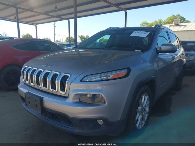 Jeep Cherokee Latitude 2014 1C4PJLCSXEW101934 Image 2