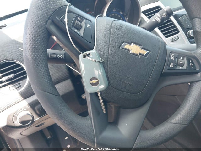 45318841 :رقم المزاد ، 1G1PE5SB7G7219902 vin ، 2016 Chevrolet Cruze Limited 1lt Auto مزاد بيع