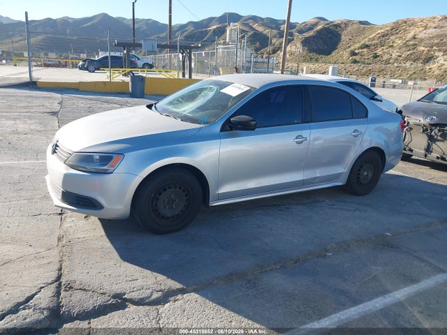 Продажа на аукционе авто 2014 Volkswagen Jetta 2.0l S, vin: 3VW2K7AJ0EM223384, номер лота: 45318852