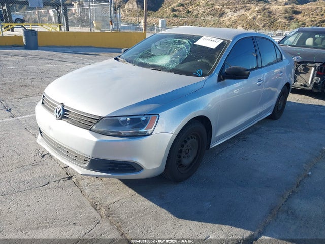Продажа на аукционе авто 2014 Volkswagen Jetta 2.0l S, vin: 3VW2K7AJ0EM223384, номер лота: 45318852