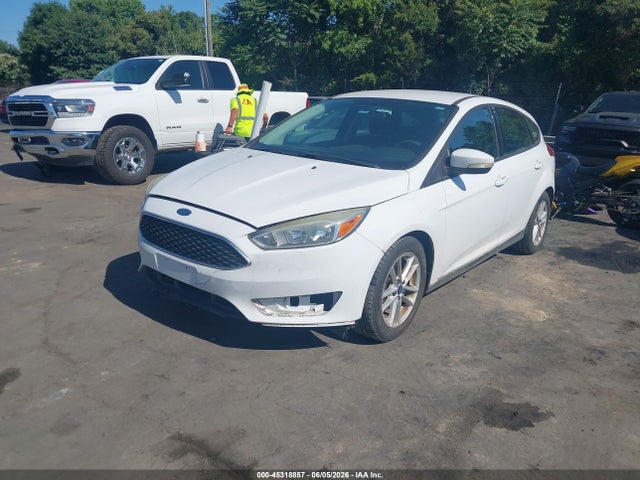 45318857 :رقم المزاد ، 1FADP3K27FL204725 vin ، 2015 Ford Focus Se مزاد بيع