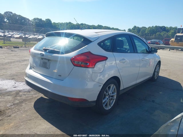 45318857 :رقم المزاد ، 1FADP3K27FL204725 vin ، 2015 Ford Focus Se مزاد بيع