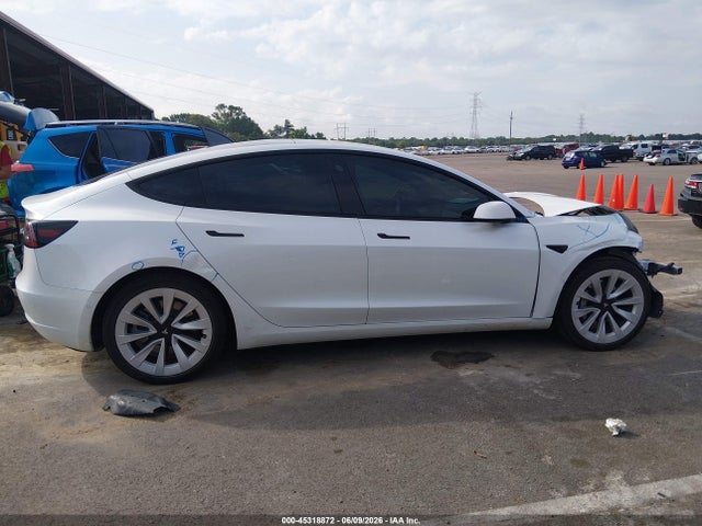 Tesla Model 3 Standard Range Plus Rear-wheel Drive 2021 5YJ3E1EA3MF046614 Image 14