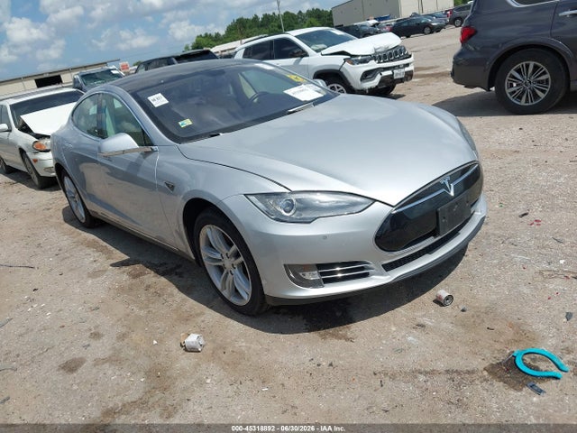 Продажа на аукционе авто 2013 Tesla Model S, vin: 5YJSA1CNXDFP20593, номер лота: 45318892