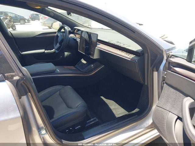 45318903 :رقم المزاد ، 5YJSA1E5XTF552353 vin ، 2026 Tesla Model S All-wheel Drive مزاد بيع