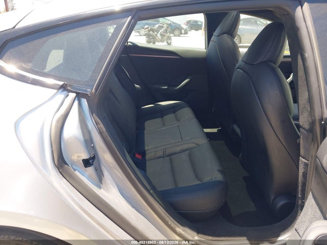 45318903 :رقم المزاد ، 5YJSA1E5XTF552353 vin ، 2026 Tesla Model S All-wheel Drive مزاد بيع