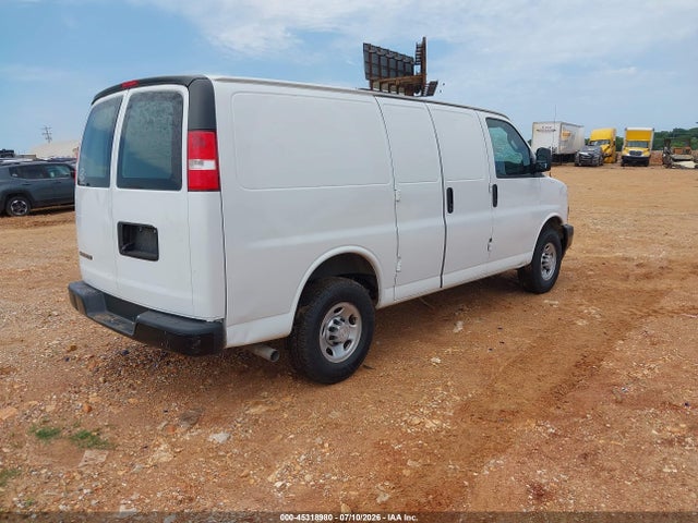 1GCWGAFP2L1160279 Chevrolet Express Cargo Rwd 2500 Regular Wheelbase Wt