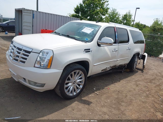 45319033 :رقم المزاد ، 1GYUKJEF8AR289392 vin ، 2010 Cadillac Escalade Esv Premium مزاد بيع