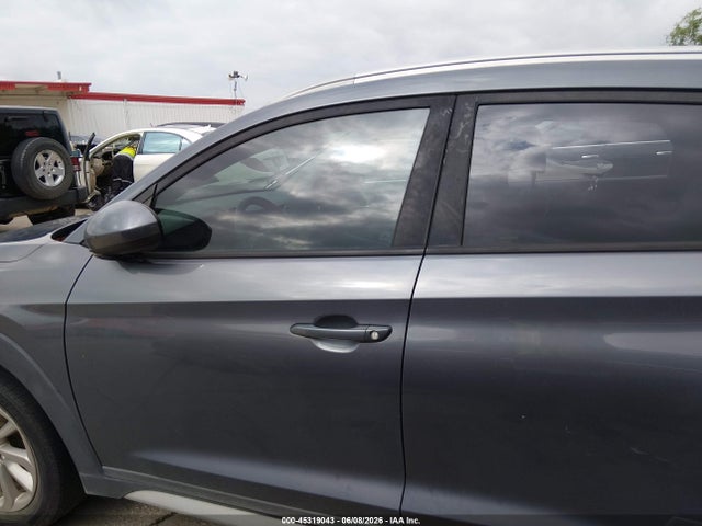Hyundai TUCSON SE 2017 KM8J33A4XHU482717 Image 14