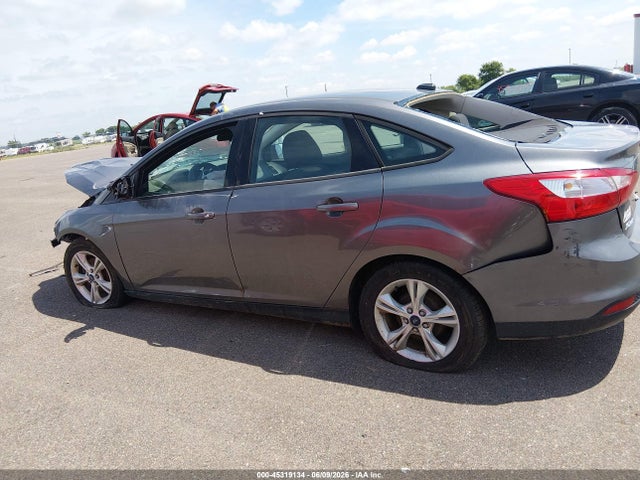 1FADP3F2XEL399258 Ford FOCUS SE