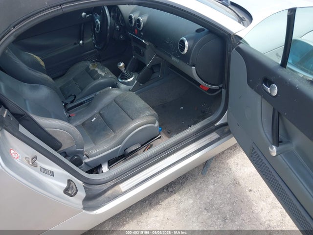 45319155 :رقم المزاد ، TRUUT28NX11012355 vin ، 2001 Audi Tt مزاد بيع