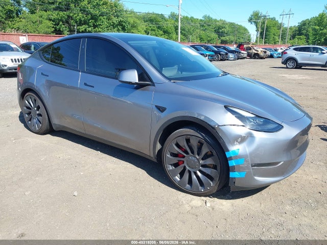 45319205 :رقم المزاد ، 7SAYGDEF8RA310219 vin ، 2024 Tesla Model Y Performance Dual Motor All-wheel Drive مزاد بيع