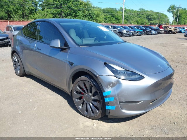 45319205 :رقم المزاد ، 7SAYGDEF8RA310219 vin ، 2024 Tesla Model Y Performance Dual Motor All-wheel Drive مزاد بيع