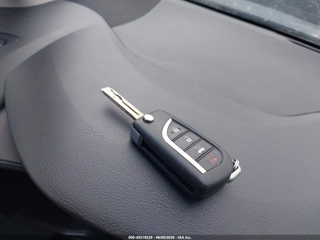 45319229 :رقم المزاد ، JTDEPMAE8MJ150148 vin ، 2021 Toyota Corolla Le مزاد بيع