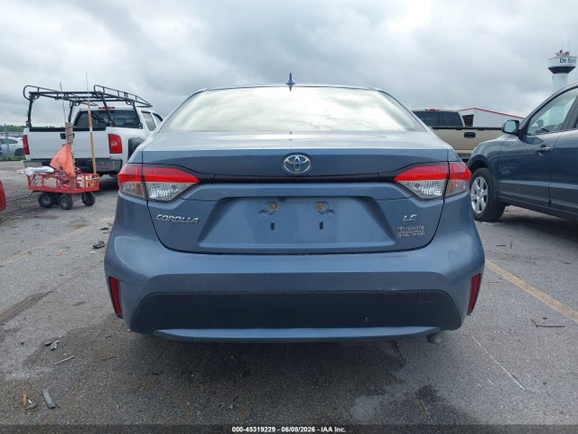 45319229 :رقم المزاد ، JTDEPMAE8MJ150148 vin ، 2021 Toyota Corolla Le مزاد بيع