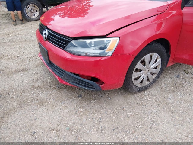 Продаж на аукціоні авто 2013 Volkswagen Jetta 2.0l S, vin: 3VW2K7AJ6DM382148, номер лоту: 45319234