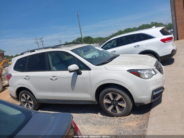 2018 Subaru Forester 2.5i Premium მანქანა იყიდება აუქციონზე, vin: JF2SJAGC7JH602099, აუქციონის ნომერი: 45319242