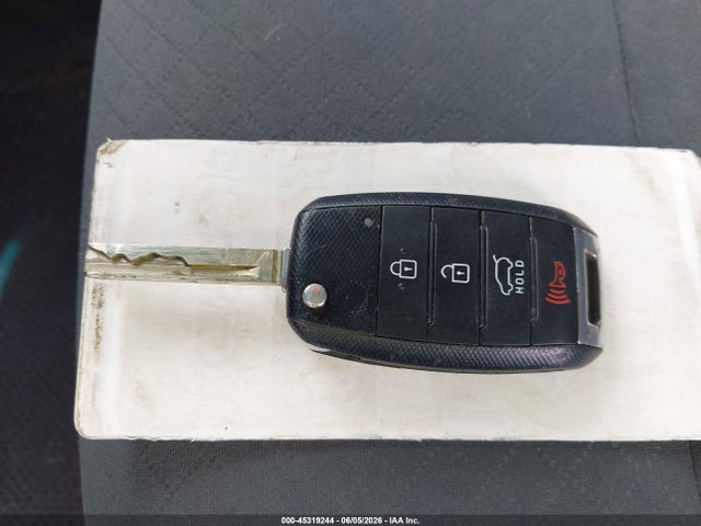 KIA Sorento 2.4l L 2016 5XYPG4A31GG022166 Image 11