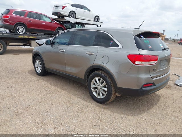 KIA Sorento 2.4l L 2016 5XYPG4A31GG022166 Image 3