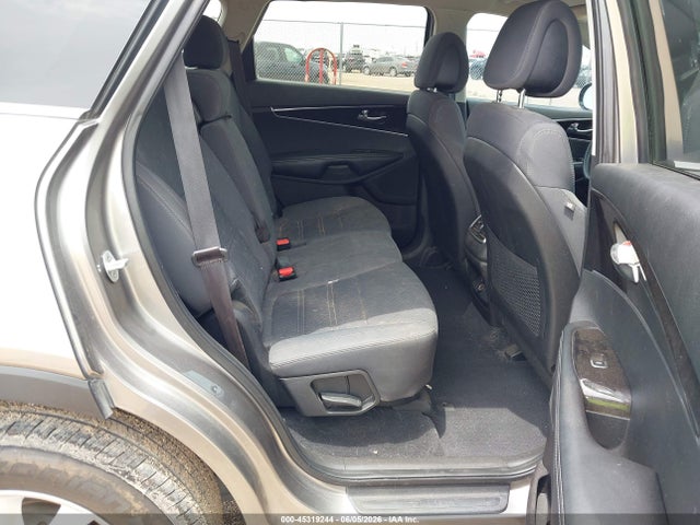 KIA Sorento 2.4l L 2016 5XYPG4A31GG022166 Image 8