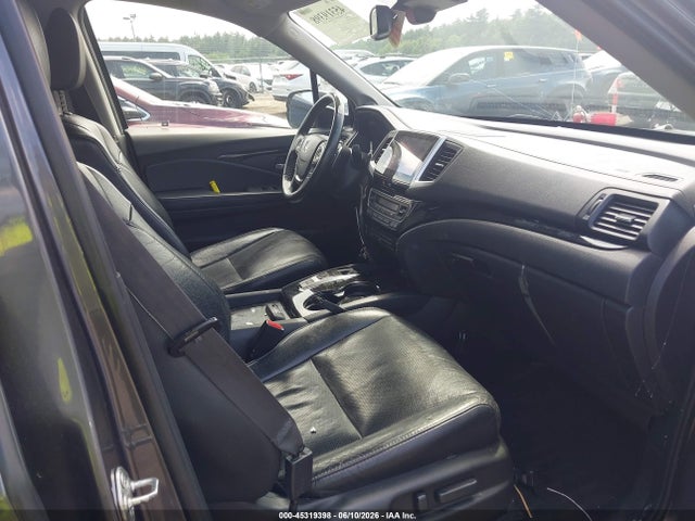 Honda Pilot Elite 2017 5FNYF6H05HB082930 Image 5