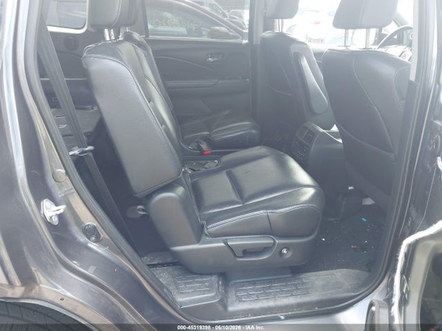 Honda Pilot Elite 2017 5FNYF6H05HB082930 Image 8