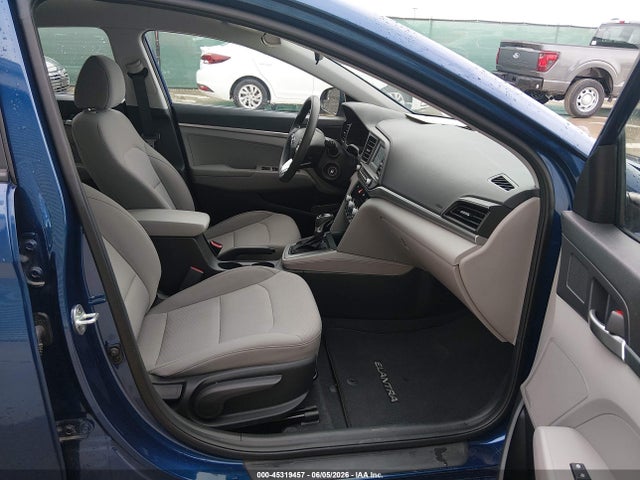 Продажа на аукционе авто 2020 Hyundai Elantra Se, vin: 5NPD74LF9LH600642, номер лота: 45319457