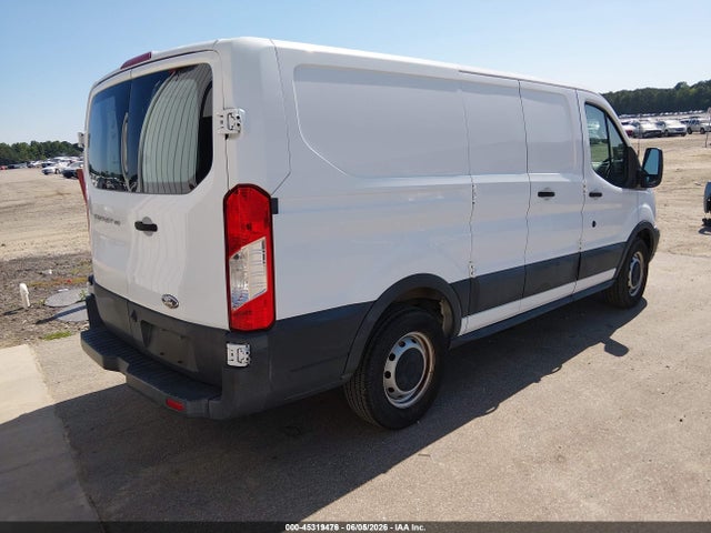 Ford Transit-150 2016 1FTYE1ZM7GKB41842 Image 4