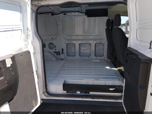 Ford Transit-150 2016 1FTYE1ZM7GKB41842 Image 8