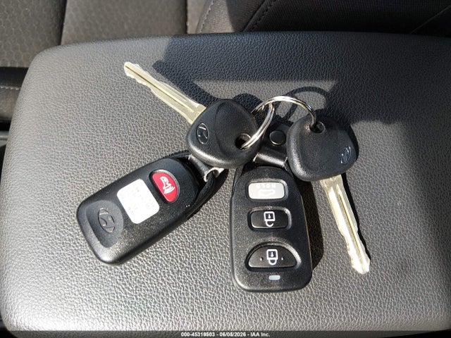 Продажа на аукционе авто 2020 Hyundai Elantra Se, vin: 5NPD74LF0LH602179, номер лота: 45319503