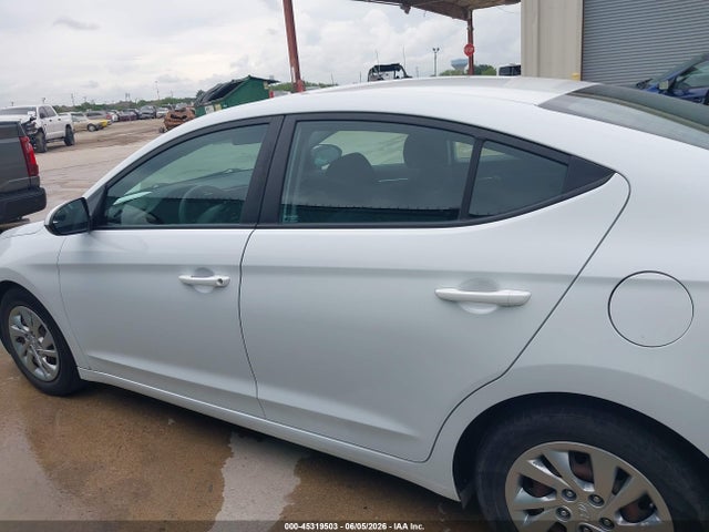 Продажа на аукционе авто 2020 Hyundai Elantra Se, vin: 5NPD74LF0LH602179, номер лота: 45319503