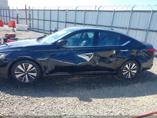 Продажа на аукционе авто 2020 Nissan Altima Platinum Vc-turbo Fwd, vin: 1N4AL4FV8LN304776, номер лота: 45319538